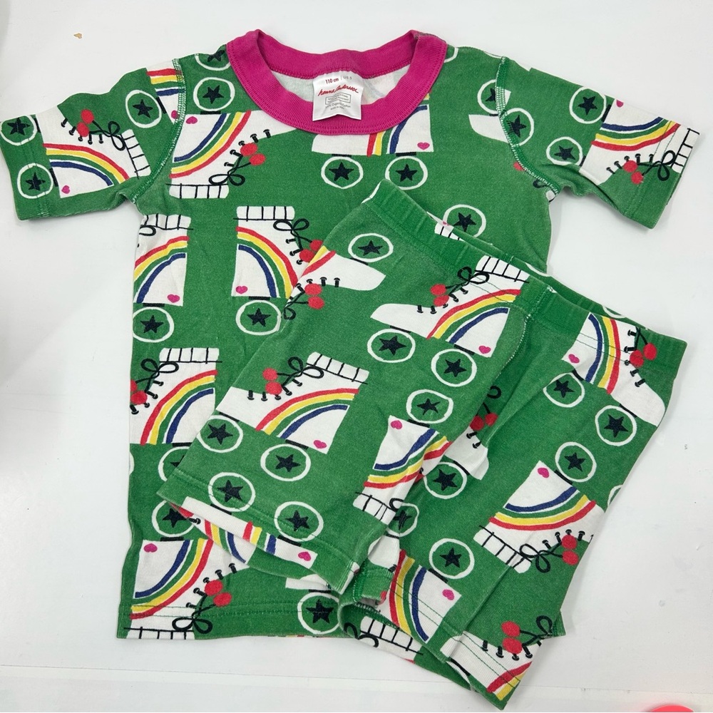 Hanna Andersson Green and Pink Roller Skates Pajama Set 110 CM US 5